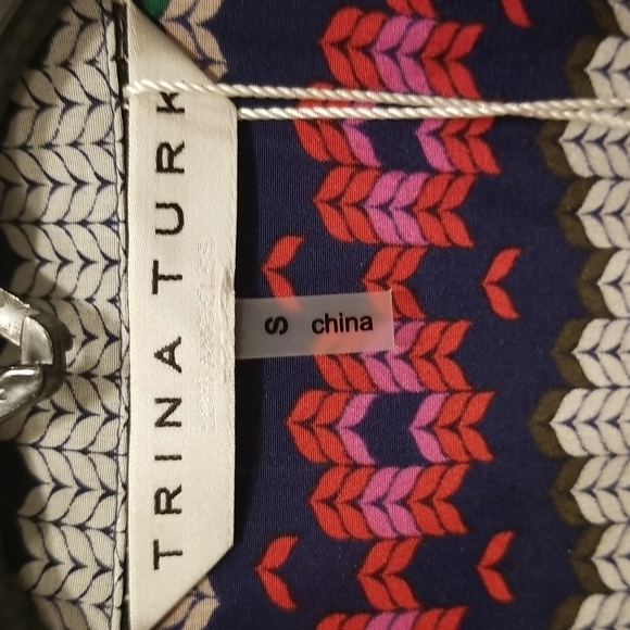 💕TRINA TURK💕 Ira 3 100% Silk Pajama Style Top ~ Fairisle Print Small S NWT - Picture 14 of 16